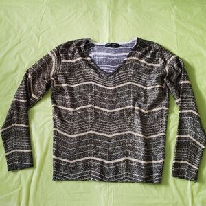 PIERRI  NY long sleeve v neck glitter knit top